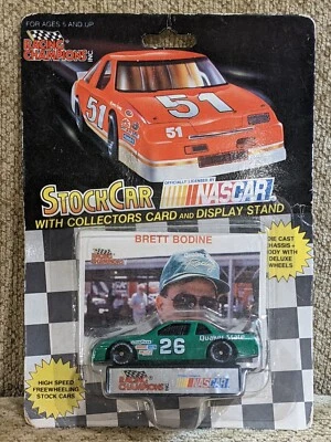 Brett Bodine 1991 Racing Champions #26 Quaker State NASCAR fundido em escala 1/64  - Imagem 1 de 4