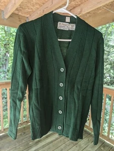 Vintage NOS 1960s Joyce Layne Crew Neck Cardigan Sweater Sz 36 Small Green Knit - Picture 1 of 7