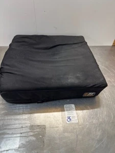 Jay Fusion Cushion with CRYO TechnologyW/pump – 18"w x 20"d x 4"h B5 - Picture 1 of 6