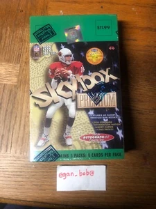 1998 Skybox PREMIUM Football Sealed Box Manning Moss Rookies, Autographics, read - Picture 1 of 6