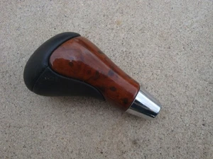 MERCEDES S CL SL SL500 W220 W215 S500 CL500 PERILLA DE CAMBIO MADERA BURL CUERO - Imagen 1 de 5