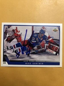 Mike Gartner Signed New York Rangers Card - Picture 1 of 2