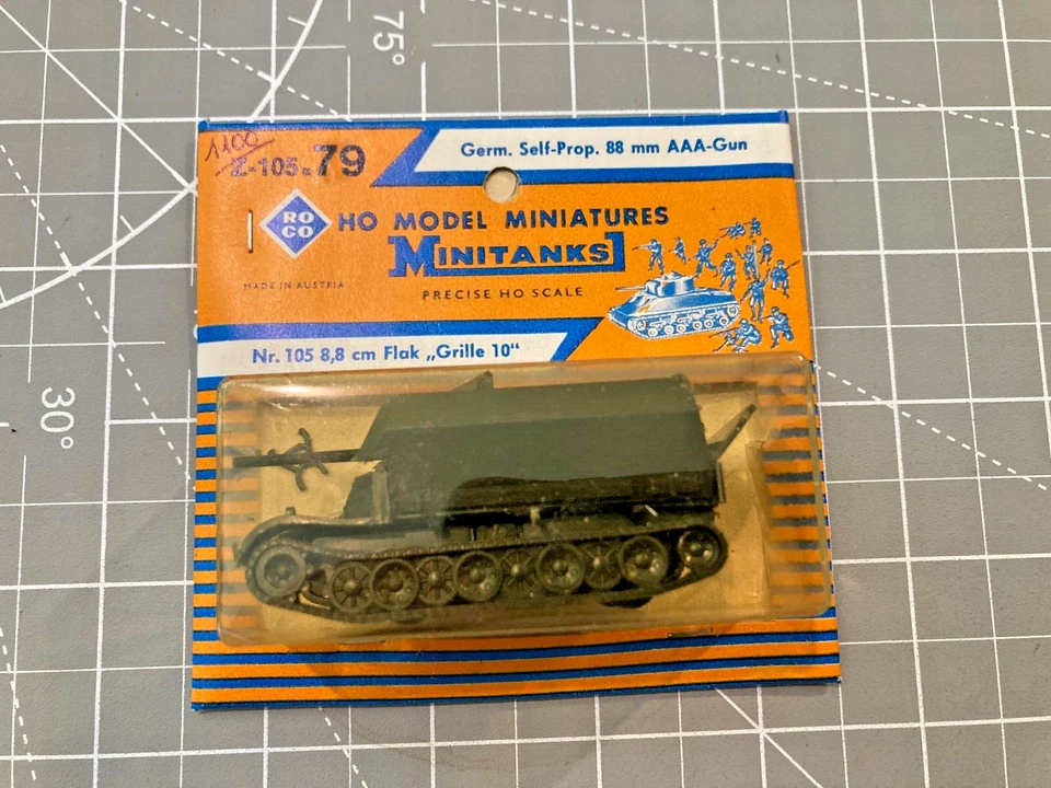 Roco Minitanks WWII German Grille Self Propelled 88mm Flak Scale 1/87
