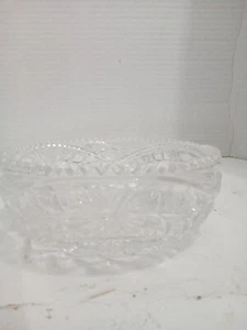 Vintage Heavy Cut 24% Lead Crystal Dish with & pattern and sawtooth Edge - Picture 1 of 8