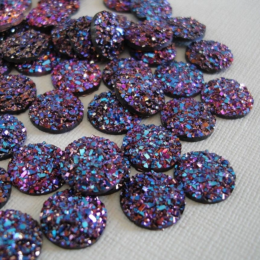 20pcs- Druzy Resin Cabochons, Flat Round, Sparkly Glitter, Purple Metallic Color - Image 1 of 1