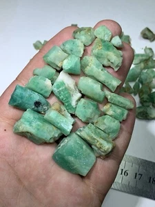 85 Gramm natürlicher grober Smaragd grobes Set / roher Smaragd aus Chitral, Pak. - Bild 1 von 8