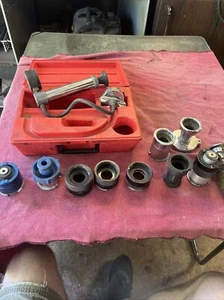 Snap On SVT-262 Cooling System Tester Kit + 10 Adapters 15$ Shipping - Bild 1 von 9