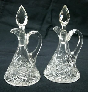 Decantadores de cristal vintage cortados a mano para vinagre y souse. 7,5" de alto. Bohemia. - Imagen 1 de 3