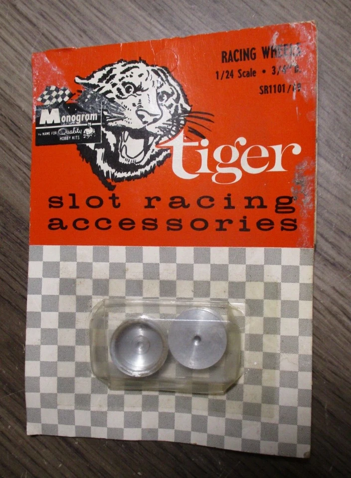 VTG 1964 1/24TH SLOT CAR MONOGRAM TIGER RACING WHEELS SR1101 3/4" DIA METAL - Image 1 of 2