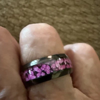 Impresionante banda negra de acero inoxidable con lentejuelas rosas en talla 8 Foto 1 de 4