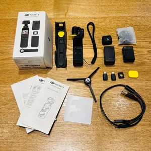 DJI POCKET 2 Creator Combo Small Gimbal Camera Pocket Size Black From JPN - Picture 1 of 10