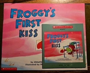 Froggy's First Kiss- Read Along- Book & CD [2010] Jonathan London -NEW - Picture 1 of 3