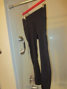 pre-owned EXCELLENT women's active wear leggings GapFit Size M black - Picture 1 of 11