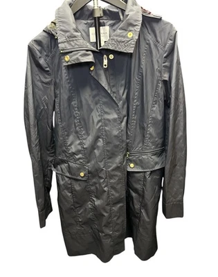Chaqueta de lluvia para mujer Cole Haan Signature azul índigo con capucha empaquetable talla grande Foto 1 de 4