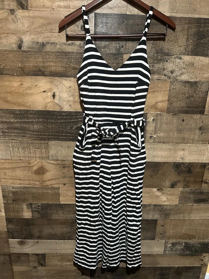 Romper Monteau listrado preto novo com etiquetas pequeno - Imagem 1 de 1