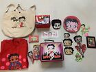 Objets de collection Betty Boop : patchs, boîte à lunch, fourre-tout, cartes, distributeur de bonbons, lot