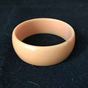 Beautiful Vintage Yellow Orange Solid Color Bangle Bracelet - 1" Wide - Picture 1 of 4