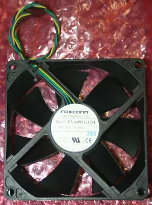 Foxconn DC Brushless Desktop Fan PVA092G12H 92mm 4-Pin 12V - Tested - Image 1 of 4