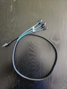 SFF8087 to 4 x Sata Cable - Picture 1 of 3