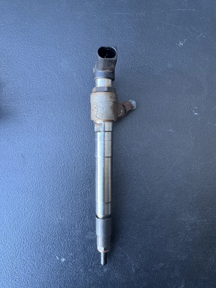 FORD 3.2 P5AT FUEL INJECTOR USED BK2Q-9K546-AG - image 1 of 3