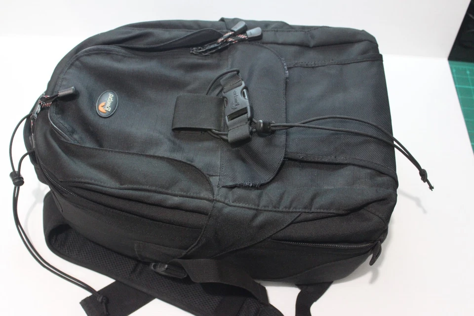 Lowepro Mini Trekker AW Camera Backpack Good Used Condition Camera Bag - Image 1 of 4