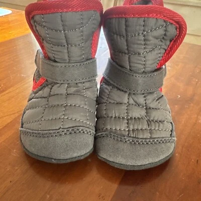 Botas Keen para niños pequeños 12 meses suela suave antideslizante exterior gris/rojo Rover Foto 1 de 4