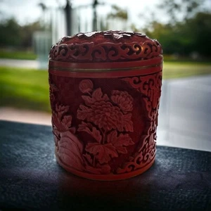 Vintage Red Cinnabar Chinese Carved Ginger Jar Tea Jar Blue Enamel Inside 4" x 3 - Picture 1 of 8