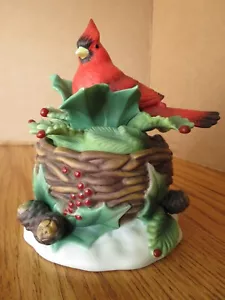 Cardinal Holiday Tea Candle Holder Nest Holly Trim Porcelain Partylite Boxed - Picture 1 of 15
