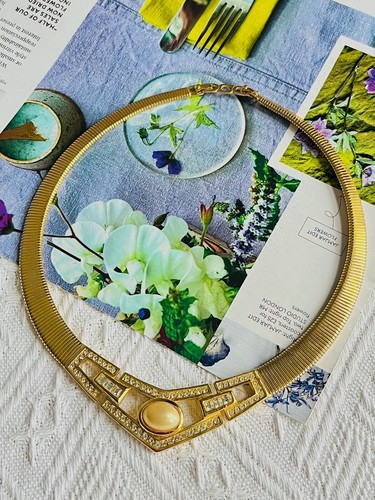 Collana Christian Dior vintage anni 80 cristalli di perle ovali a costine traforati Omega