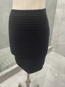 Falda lápiz negra Herve Leger talla pequeña - Imagen 1 de 6