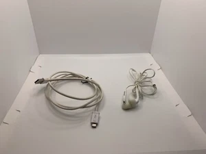 Samsung Galaxy White Charger and Headphones - Picture 1 of 1