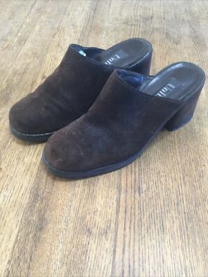 Hermoso zapato de tacón 7 1/2 zuecos zapatero mula gamuza marrón chocolate Foto 1 de 4