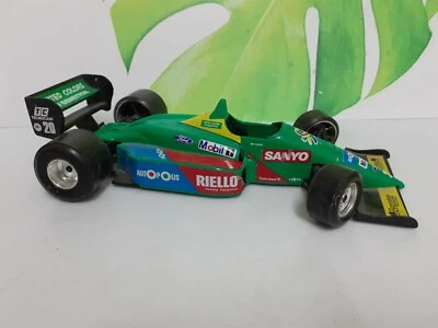Modellino BURAGO BENETTON FORD B 188 Scala 1/24  - Immagine 1 di 4