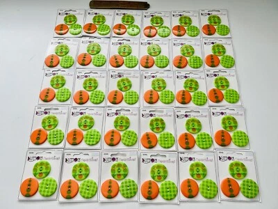 30 Cards Novelty Buttons Green Friends Forever Blumenthal Lansing Sewing Crafts - Image 1 of 4