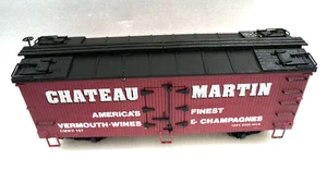 USA TRAINS G Chateau Martin Wine R-1618 WOODEN BILLBOARD REEFER CAR 1618 - Picture 1 of 7
