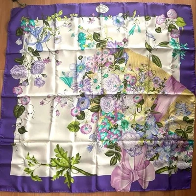 Gucci Bufanda de Seda Patrón Floral Púrpura Nueva con Etiquetas de Japón Foto 1 de 2