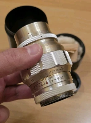 JUPITER-11 Soviet Vintage lens 4/135mm Mount M42 Silver Telephoto lens - Image 1 of 4