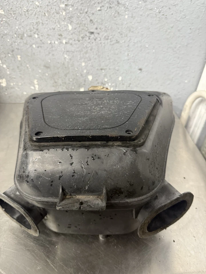 1999-2007 OEM SUZUKI HAYABUSA 1300 CAJA DE AIRE CAJA DE FILTRO DE ADMISIÓN DE AIRE Foto 1 de 4