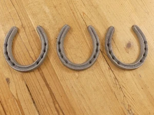 3 CAST IRON DECORATIVE HORSESHOES 4 1/4" X 3 7/8" Horse Nick Nack Good Luck - Picture 1 of 7