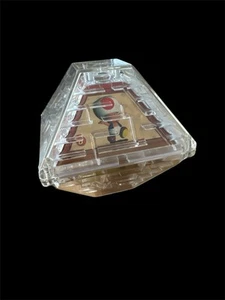 1997 Nintendo Applause Super Mario Decagon Ball Maze Puzzle Toy Handheld Game - Picture 1 of 4