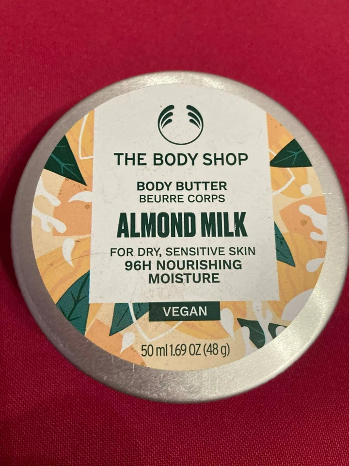 THE BODY SHOP Manteca Corporal Leche de Almendras para Piel Seca y Sensible 1.69 OZ VEGANA Foto 1 de 1