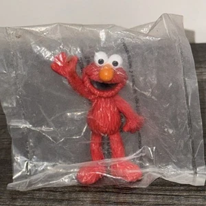 Readers Digest Young Family RDYF Sesame Street Elmo PVC Figure - Picture 1 of 4