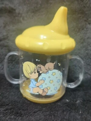 Taza de entrenamiento Precious Moments Sippy BEBÉ niño pequeño tapa amarilla vintage con niño y perro Foto 1 de 4