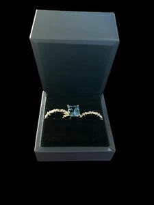 Italo Schmuck Damen klassischer Smaragdschliff mit blauen Saphiren 3 Ringe Set Größe 5 3/4 - Bild 1 von 5