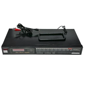 Fisher AM/FM Stereo Synthetizer Tuner FM-39 - Picture 1 of 1