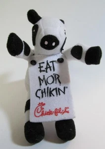 Peluche de vaca pequeña CHICK-FIL-A con cartelera COMER MOR-CHIKIN en la parte delantera y trasera 2002 nuevo de stock - Imagen 1 de 3