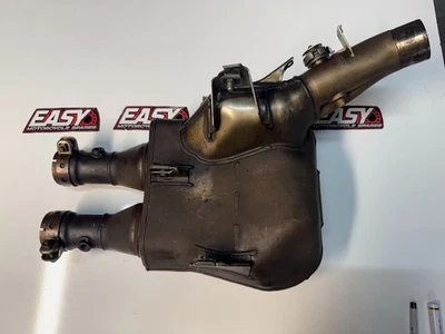 Yamaha YZF R1 2015-2016 Catalyst Converter Chamber OEM Genuine 2CR-14730-00 - image 1 of 4