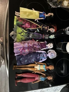 lot of 7 barbies and disney princess dolls - Picture 1 of 7