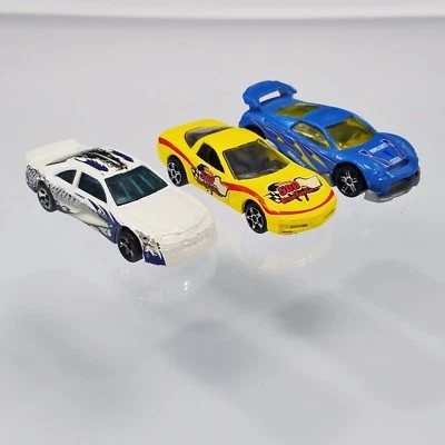 1996 Hot Wheels 1997 Maisto Tonka 2000 Suzuka Bieda Vintage Racer Cars - Image 1 of 4