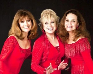 Foto brillante de 8x10 de las hermanas Lennon - Imagen 1 de 1